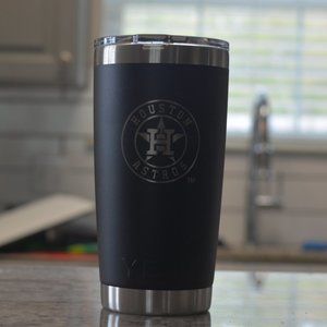 ✨SOLD✨Yeti Tumbler 20 oz Houston Astros